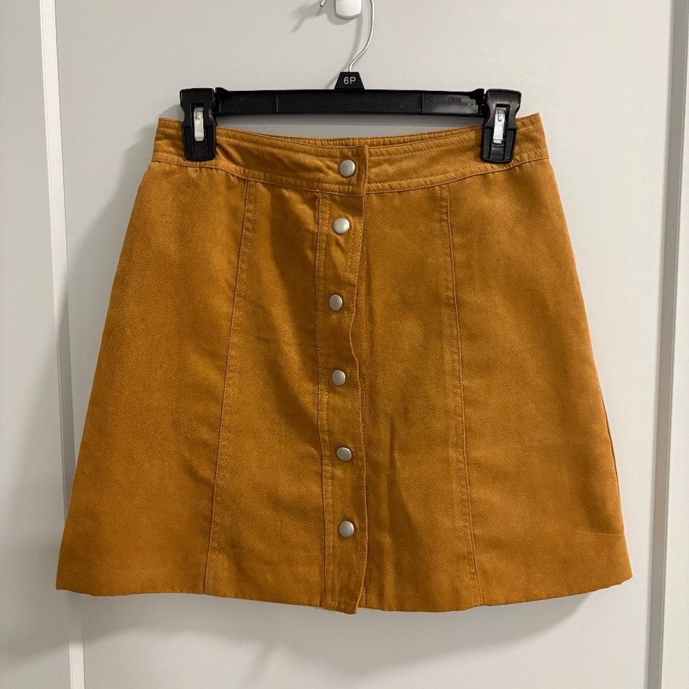 Light brown skirt